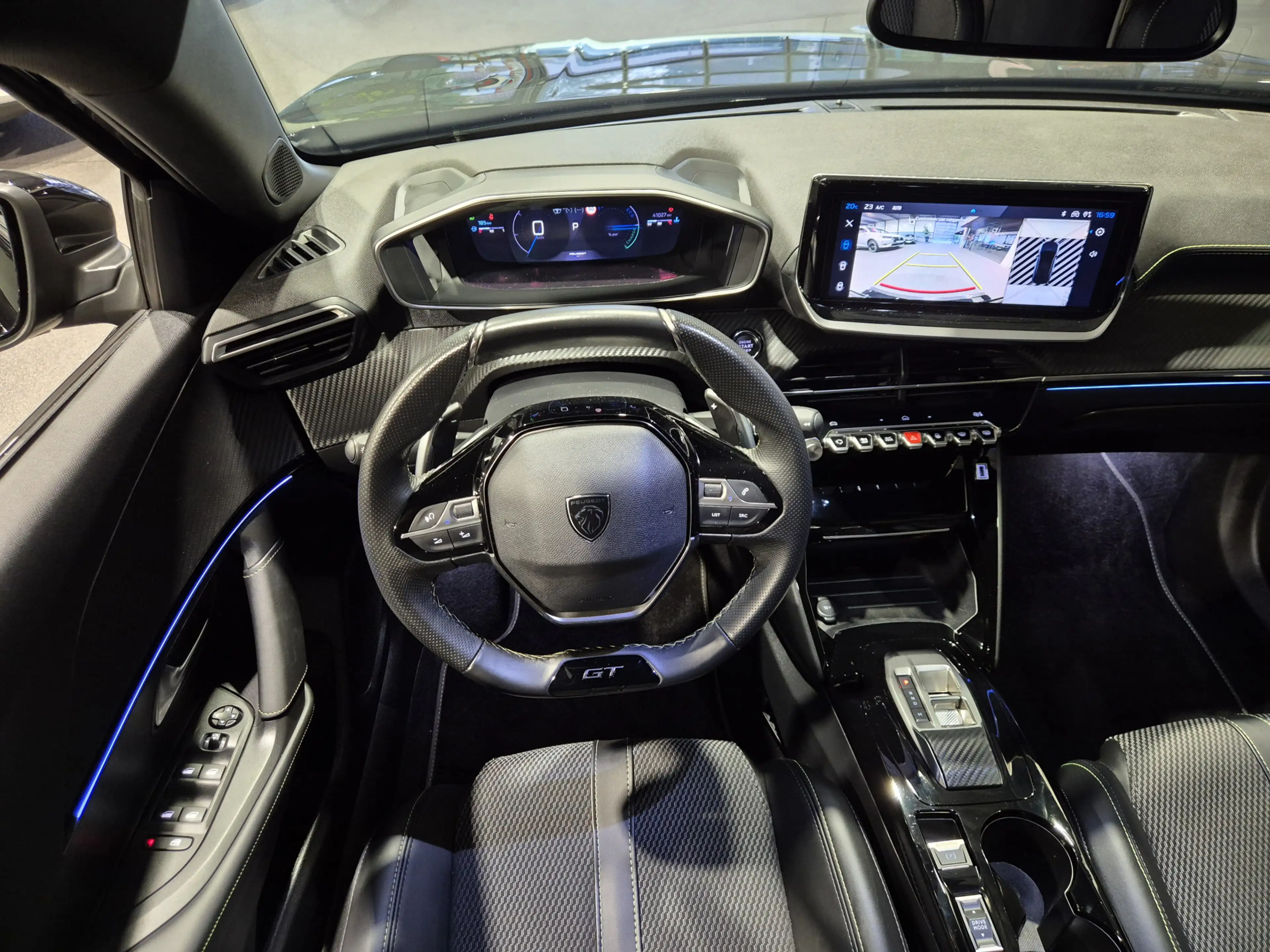 Peugeot 2008 1.2 Hybrid 145 GT 360 Camera | Groot Navi | Carpla — photo 3
