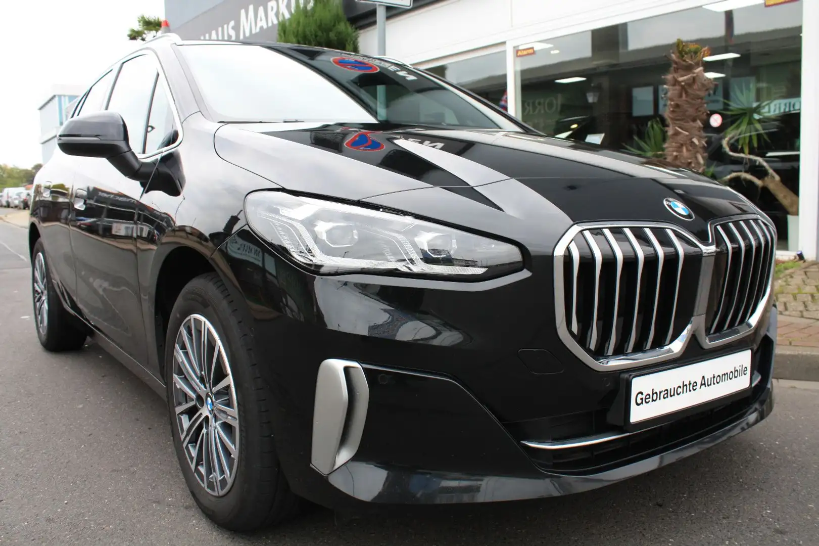 BMW 218 218 Baureihe 2 Active Tourer 218 d Luxury Line Schwarz - 1