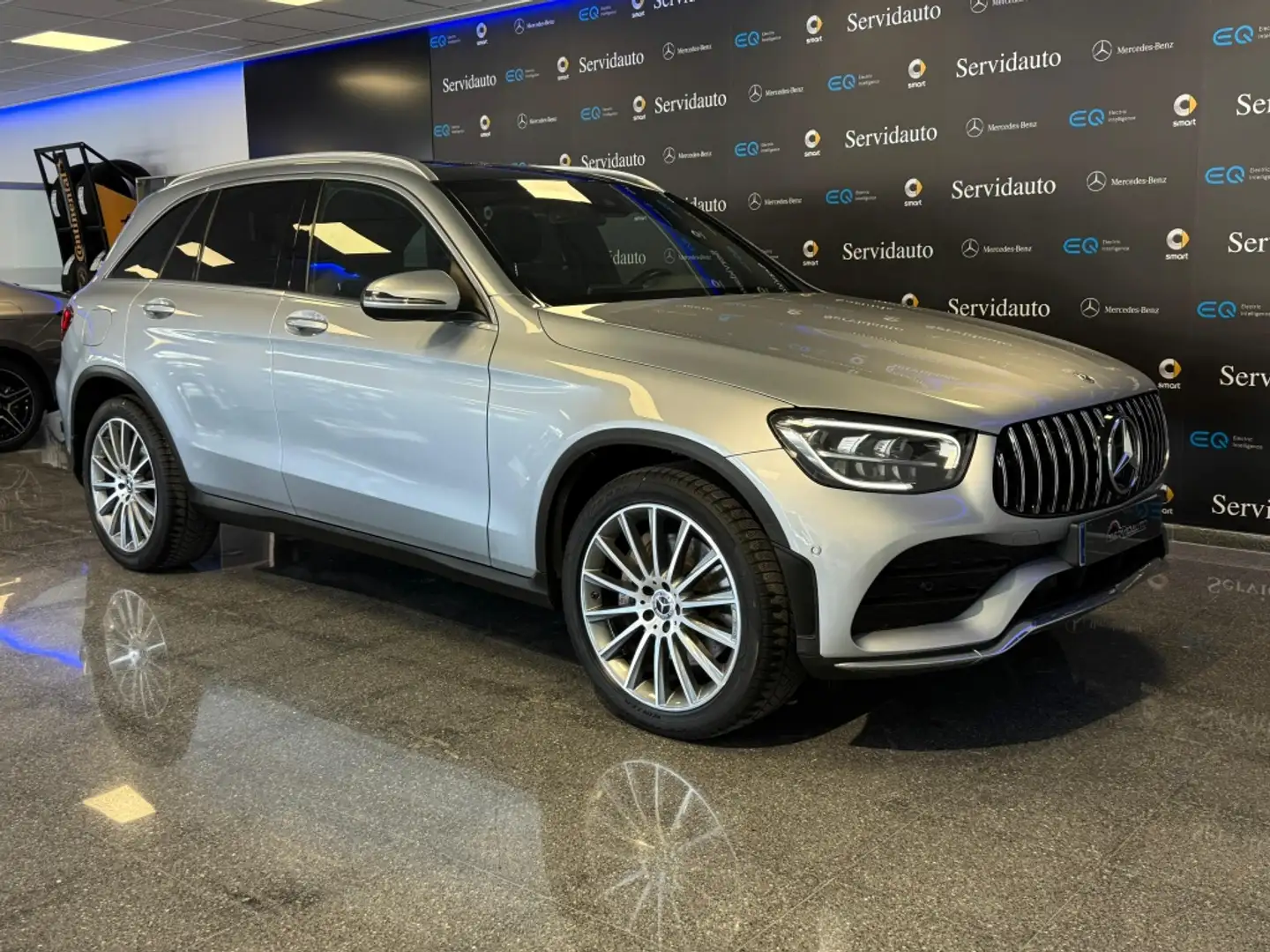Mercedes-Benz GLC 300 300d 4Matic 9G-Tronic Gris - 2