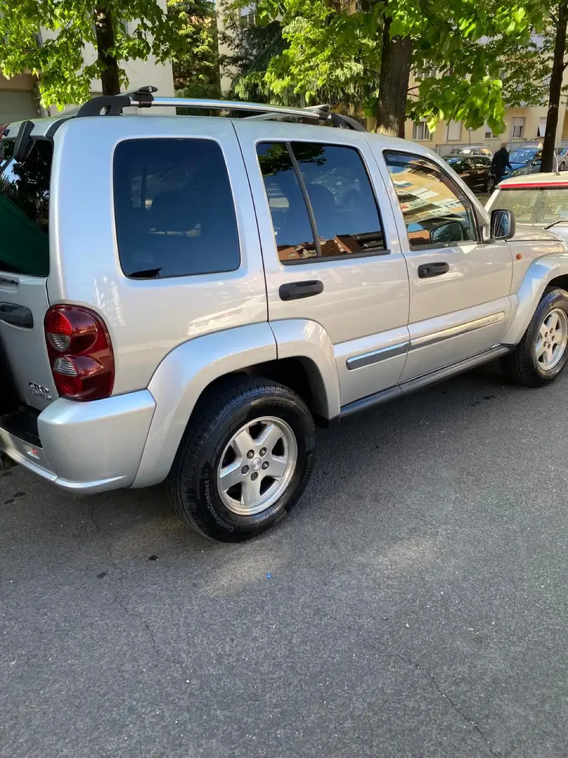 Jeep Cherokee 5p 2.5 td Limited my01 - 2