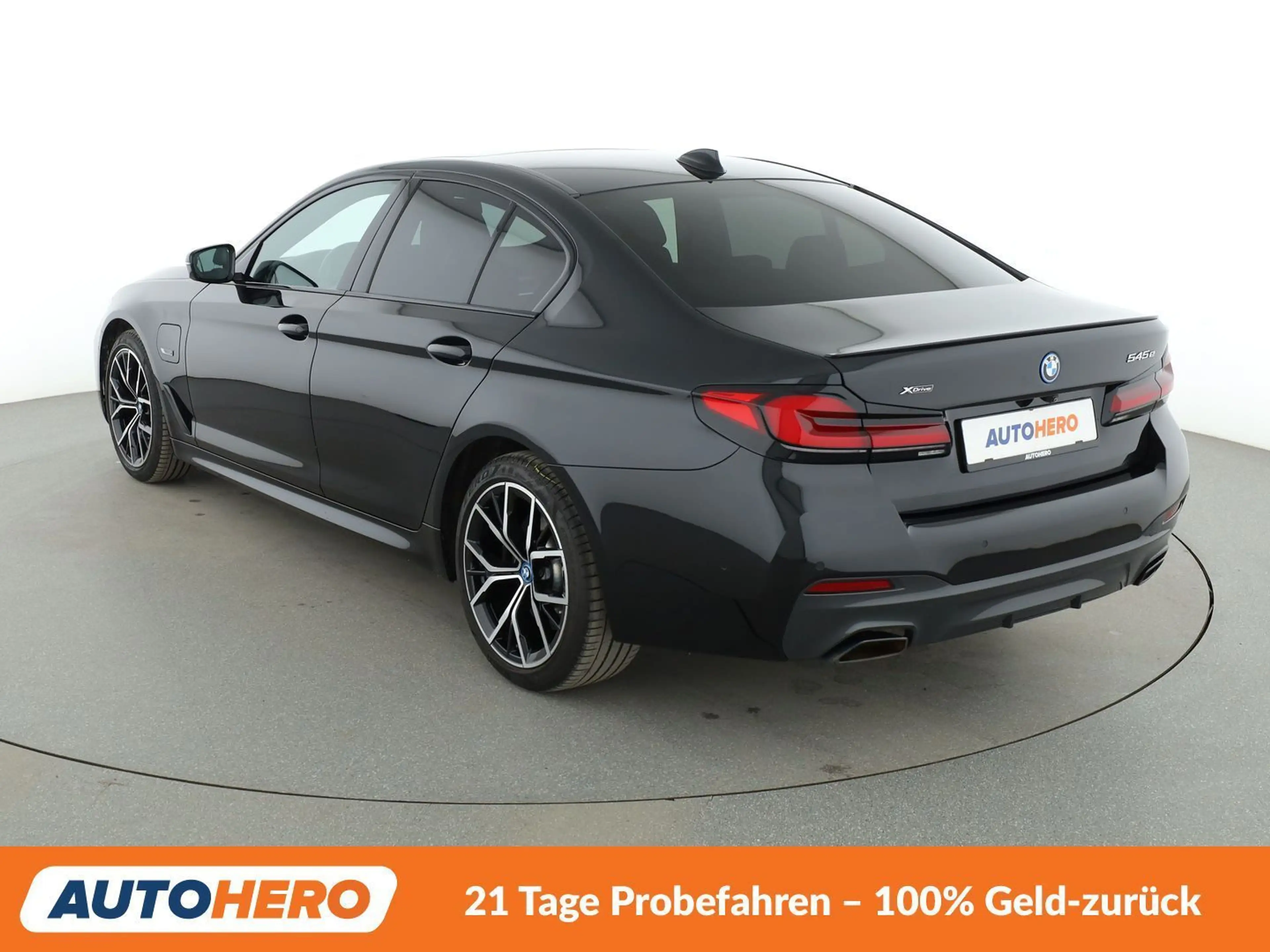 BMW 545 545e xDrive M Sport Aut.*NAVI*LASER*HUD*ACC*360° — photo 4