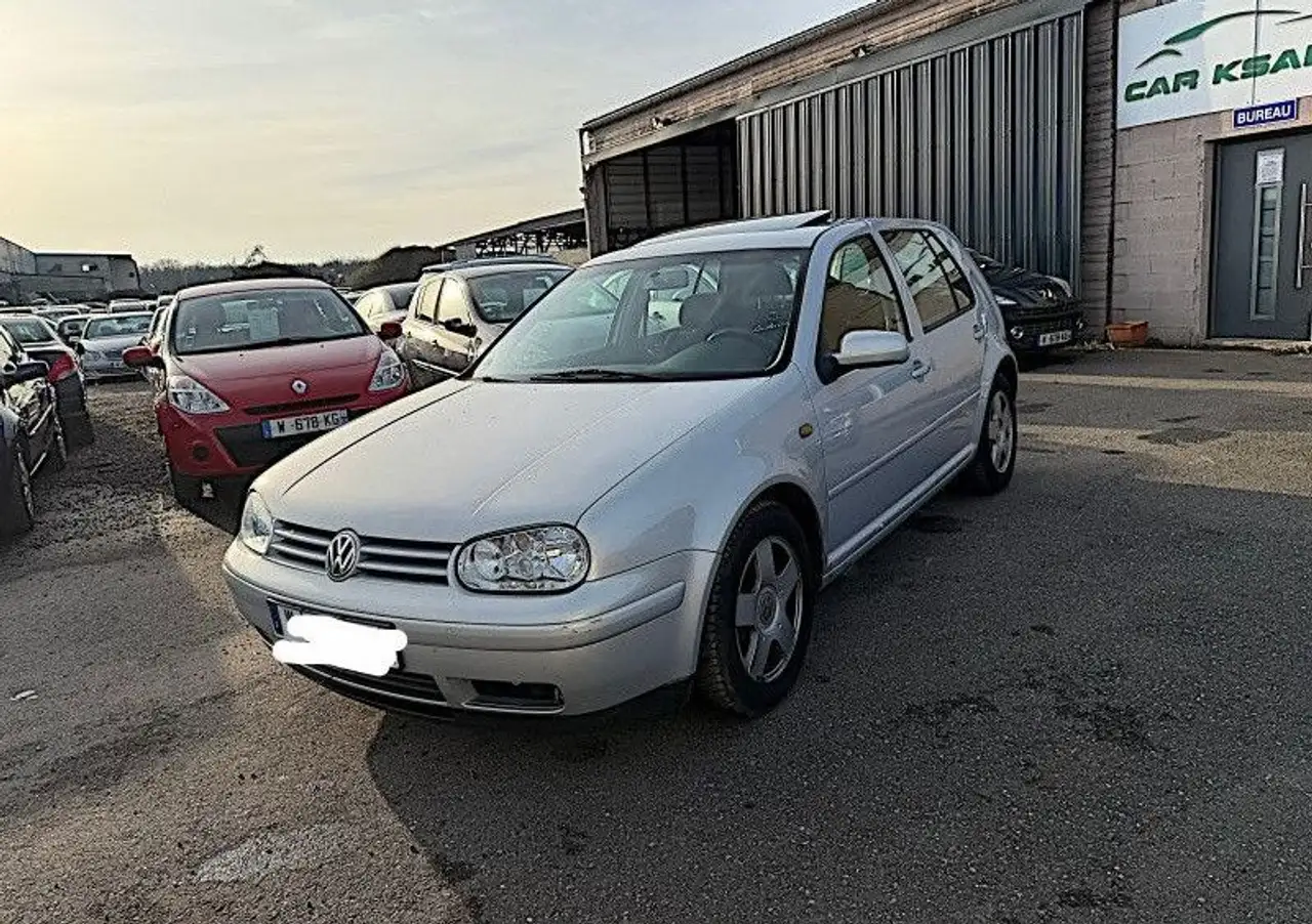 Volkswagen Golf IV 1.6 100CH SPORT 5P