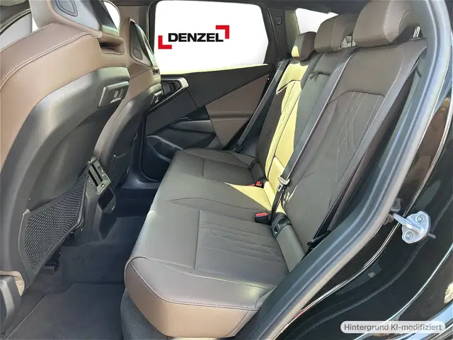 BMW X3 view 11