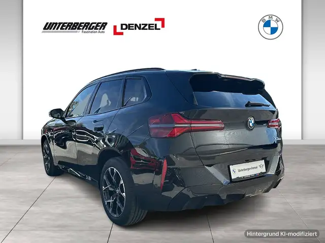 BMW X3 view 4