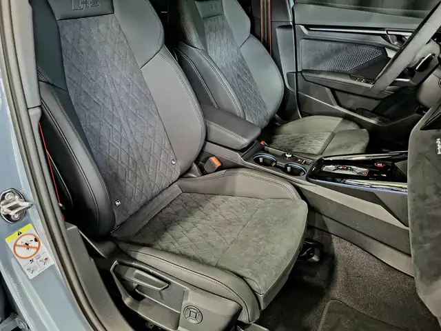 Audi RS3 view 29