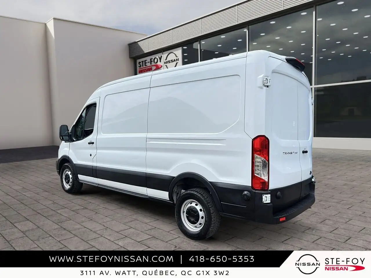 Ford Transit Cargo Van снимка Ford Transit Cargo Van