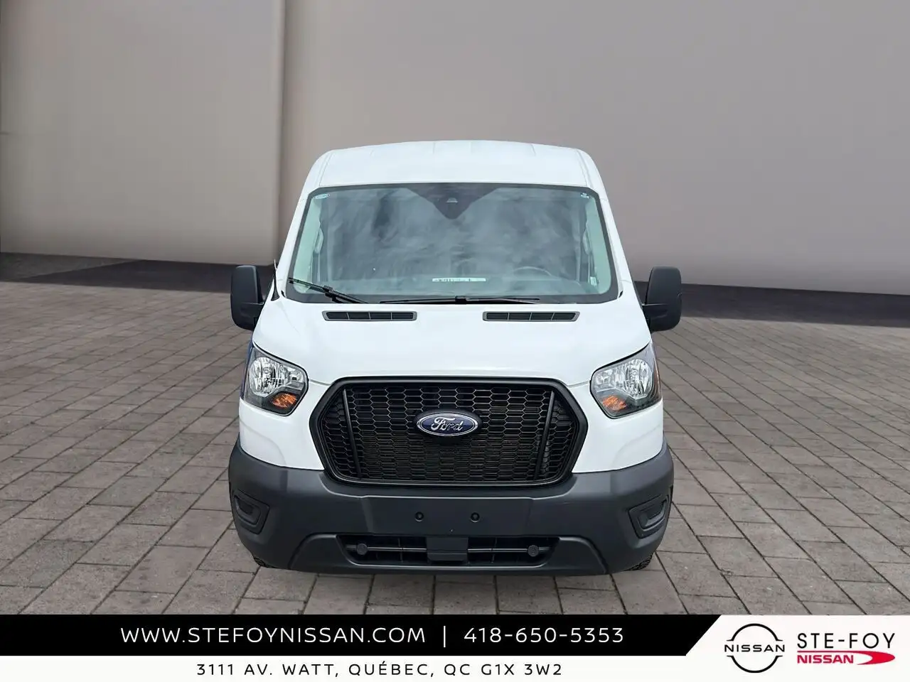 Ford Transit Cargo Van снимка Ford Transit Cargo Van