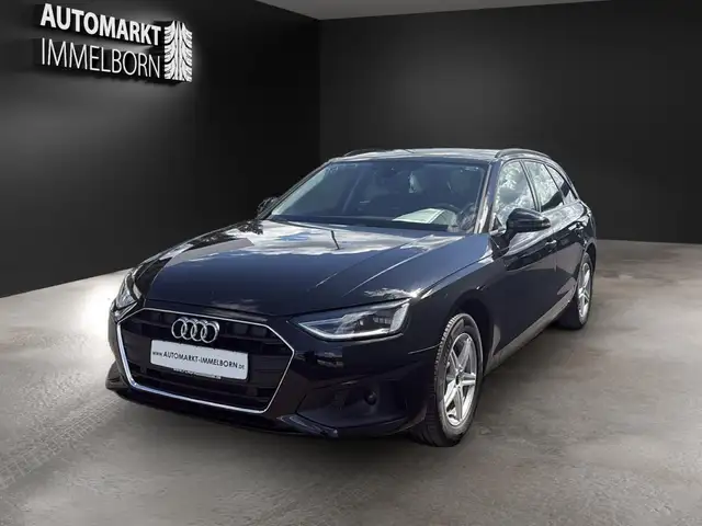 Audi A4 view 3