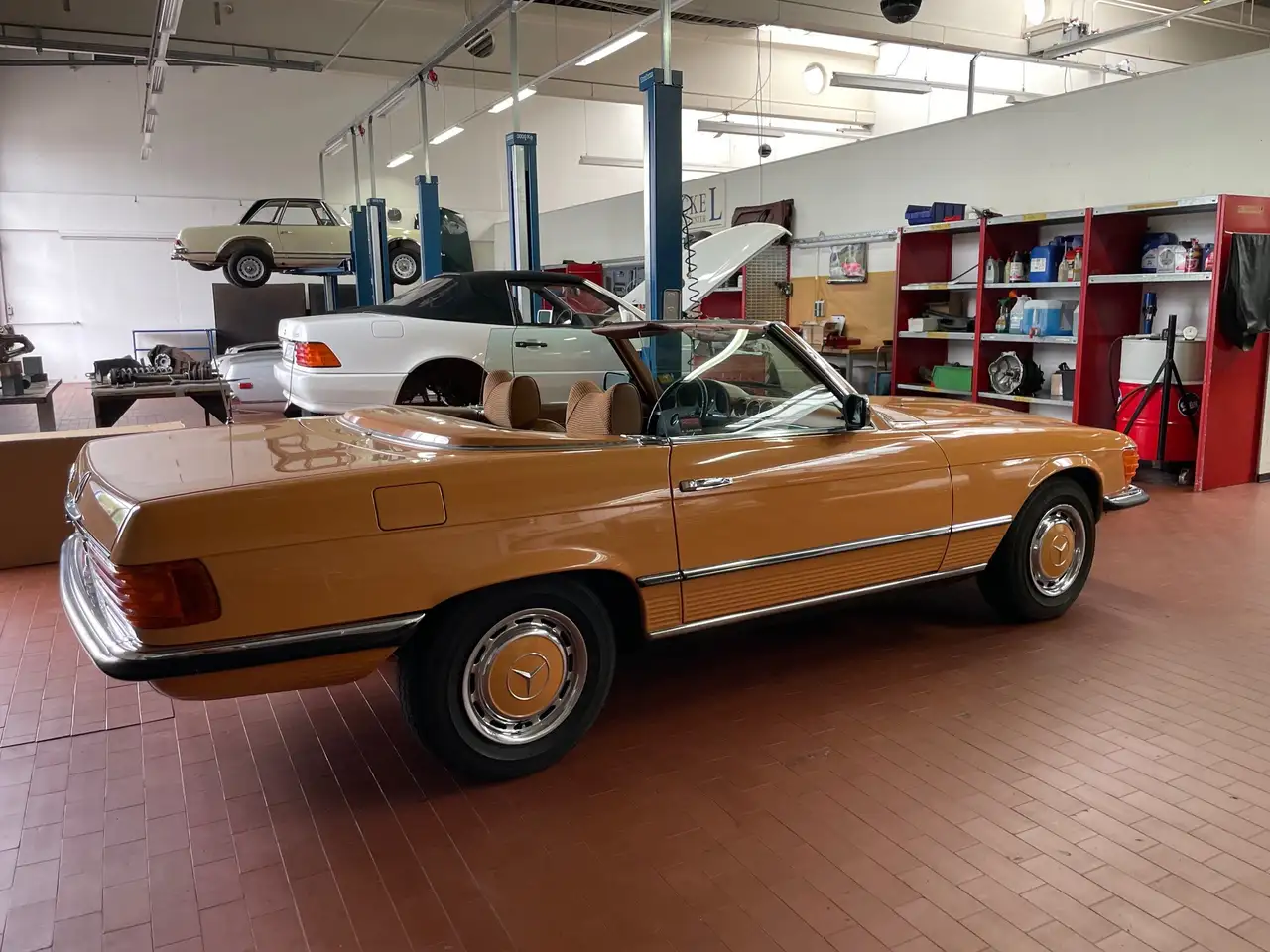 Mercedes-Benz SL 280, foto 5