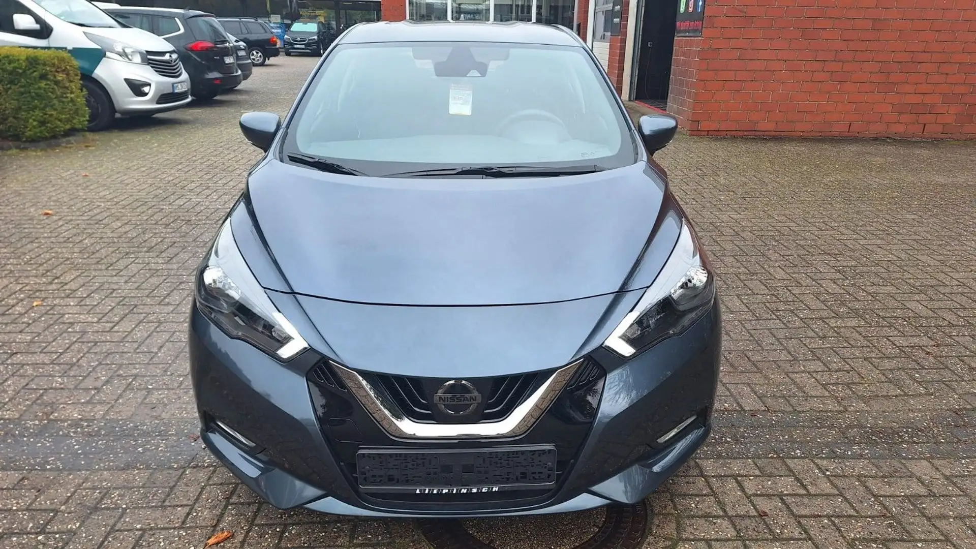 Nissan Micra N-Way Grau - 2