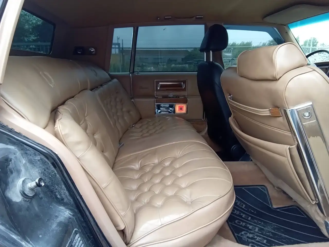 Cadillac Fleetwood brougham d'elegance mit LPG, foto 6