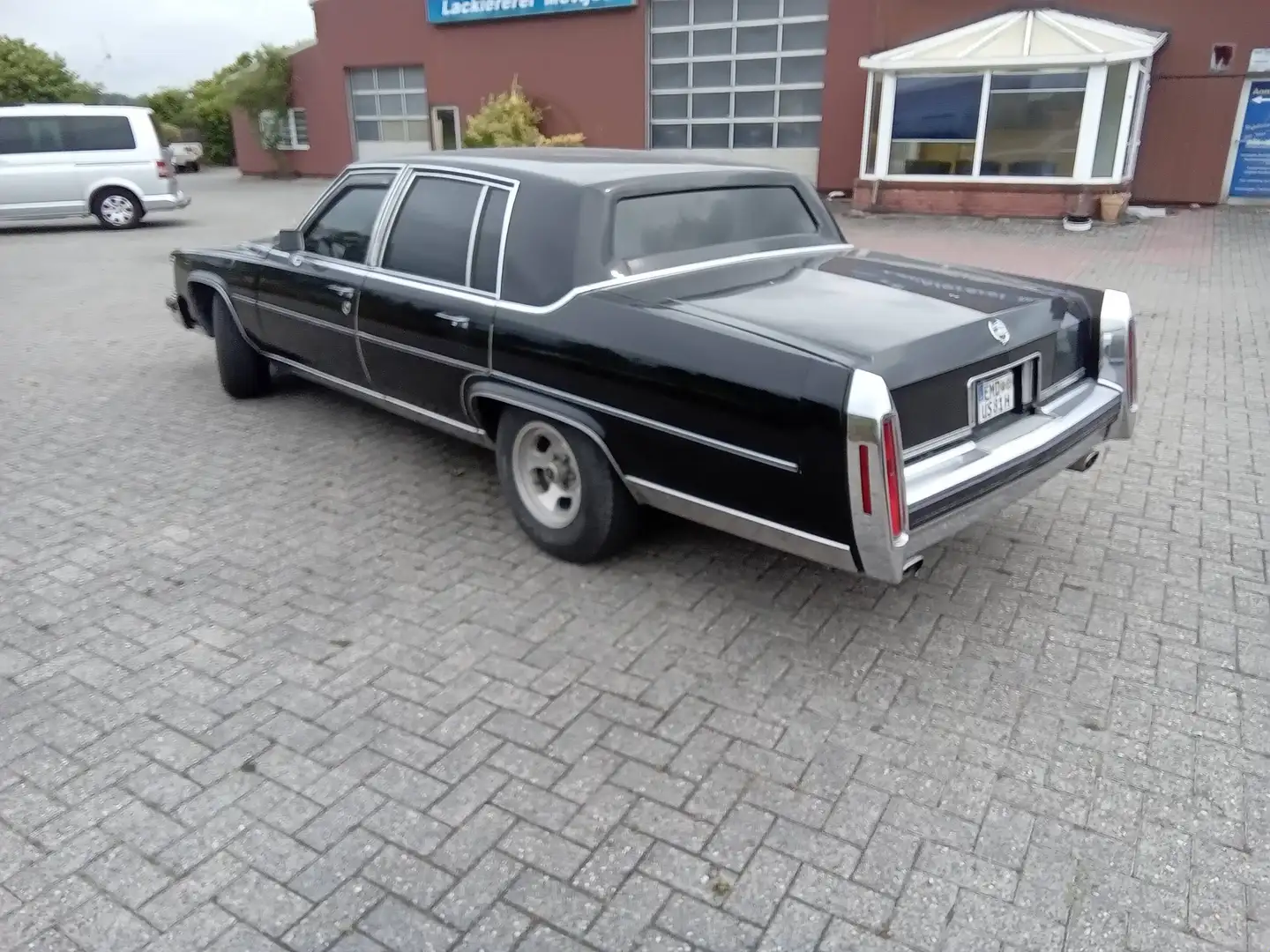Cadillac Fleetwood brougham d'elegance mit LPG Schwarz - 2