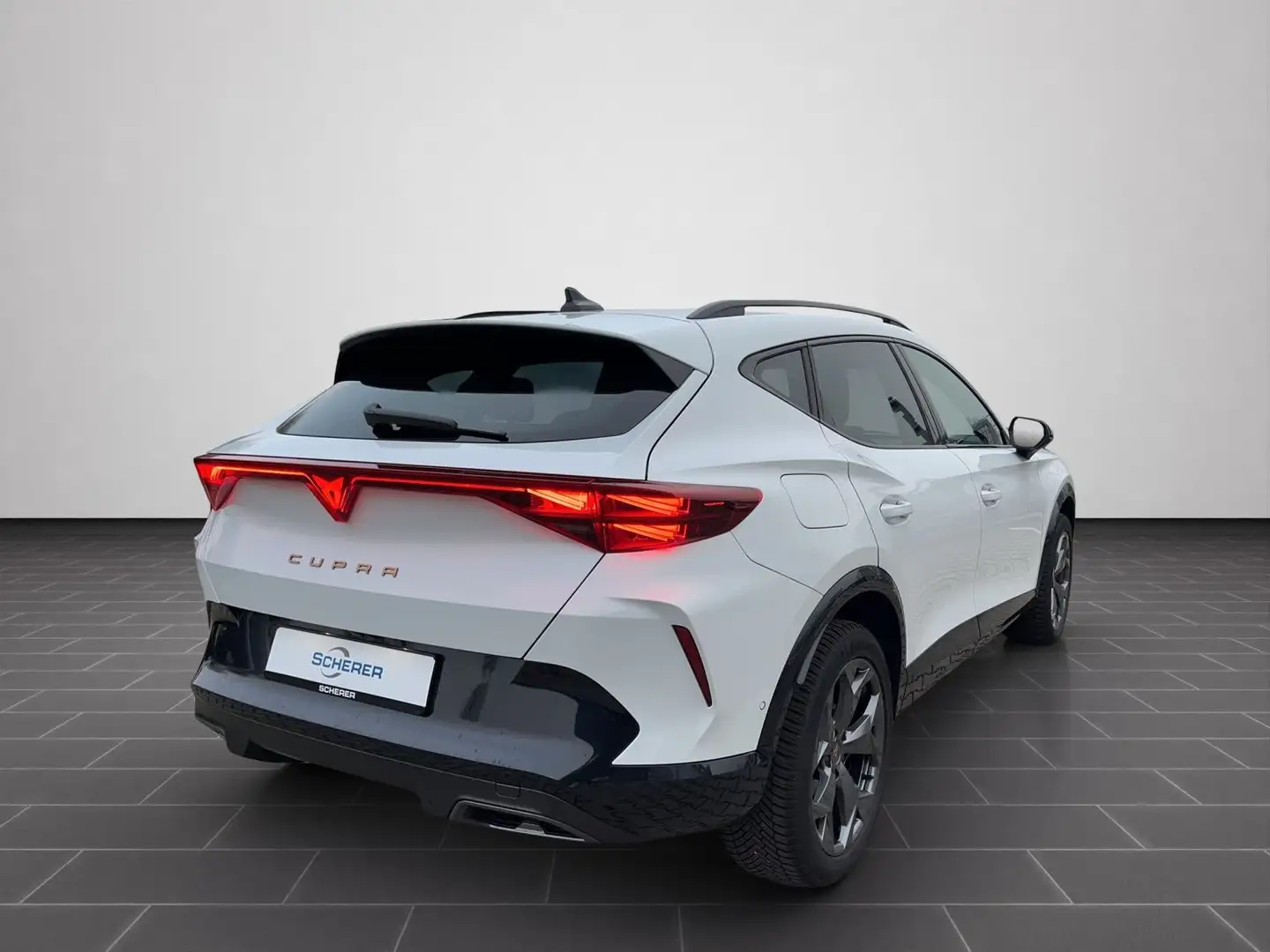 CUPRA Formentor 1.5 eTSI DSG NAVI KAMERA ACC Weiß - 2