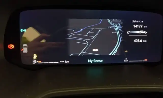 Renault Clio view 4