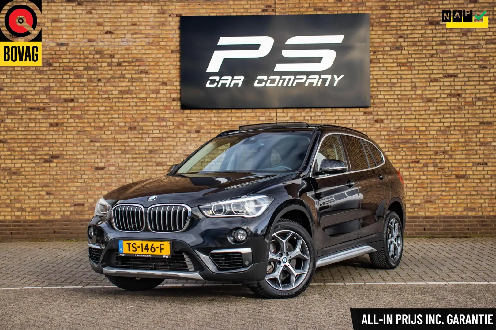 BMW X1 sDrive20i Orange Edition II, NAP, Leder, Pano, Mem Noir - 1
