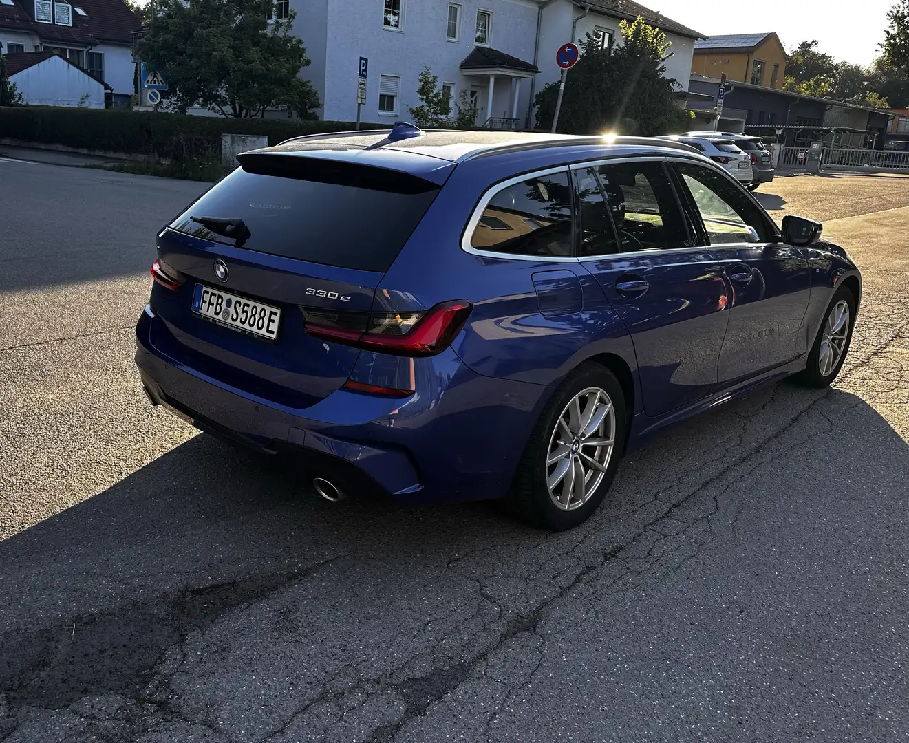 BMW 330 e Touring xDrive Aut. M Sport (2020 - 2022) Blu/Azzurro - 2