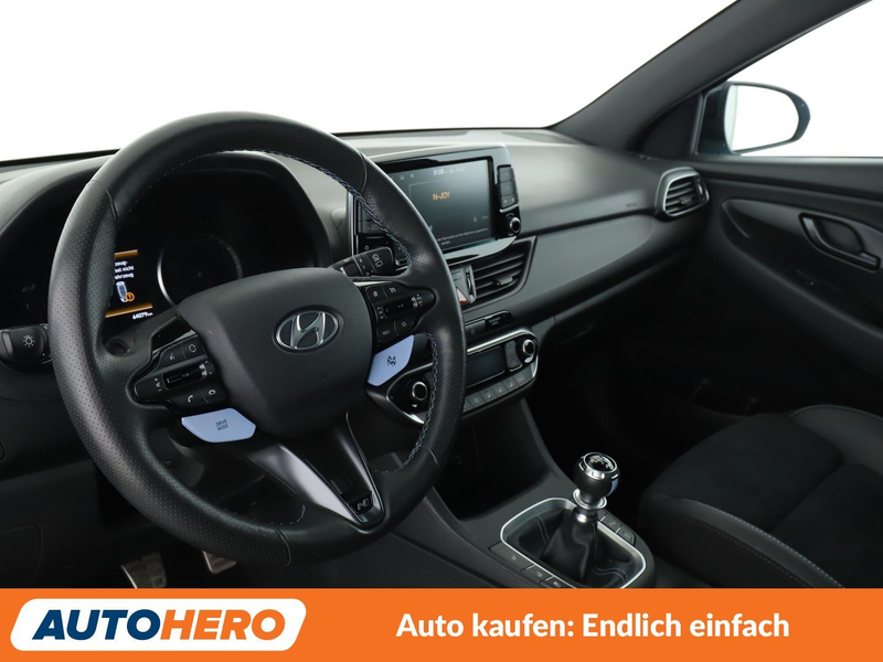 Hyundai i30 2.0 TGDI N Performance *NAV*TEMPO*CAM*PDC*SHZ*ALU* — photo 11
