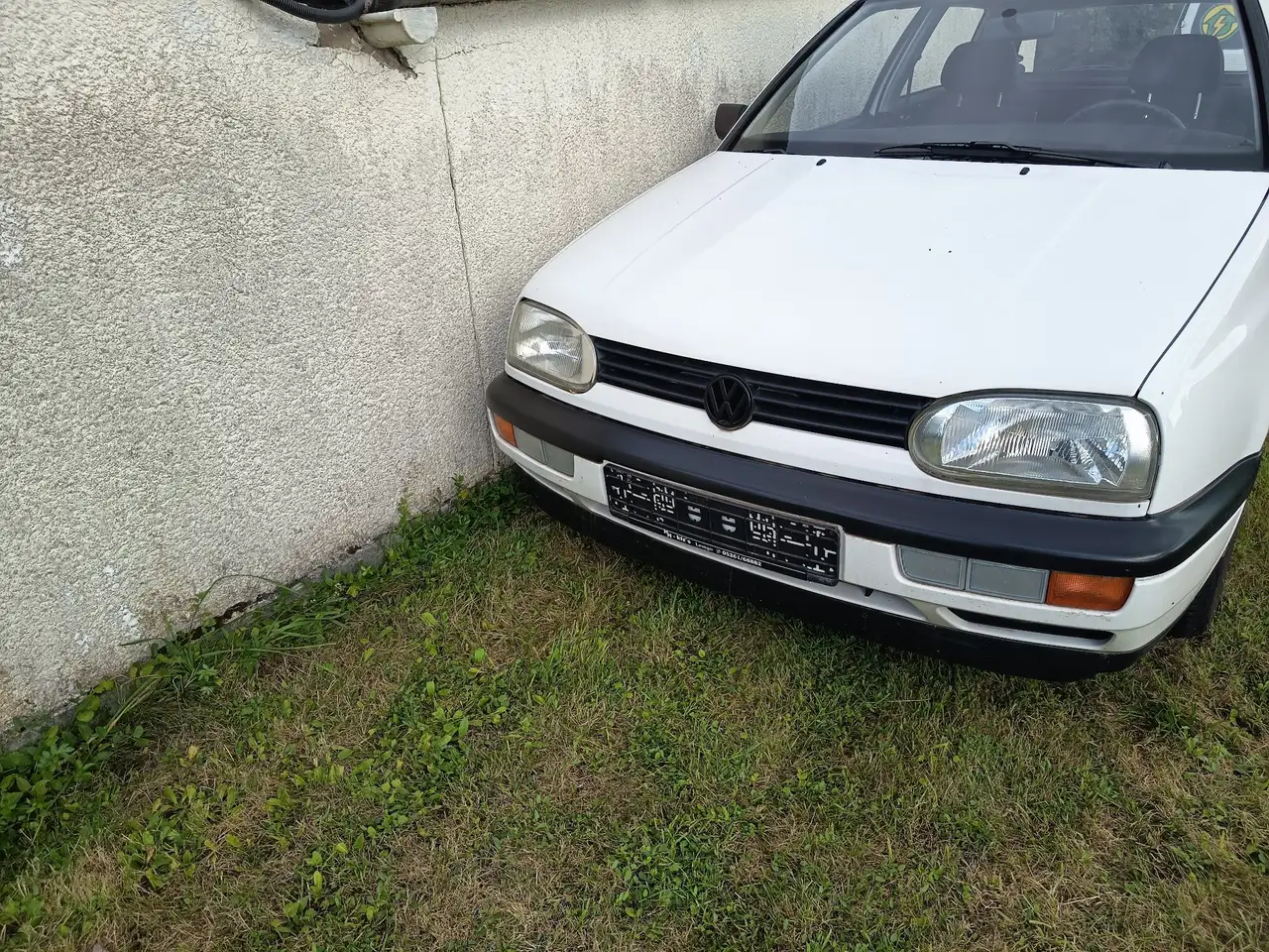 Volkswagen Golf 1.8 Automatik Avenue, foto 6