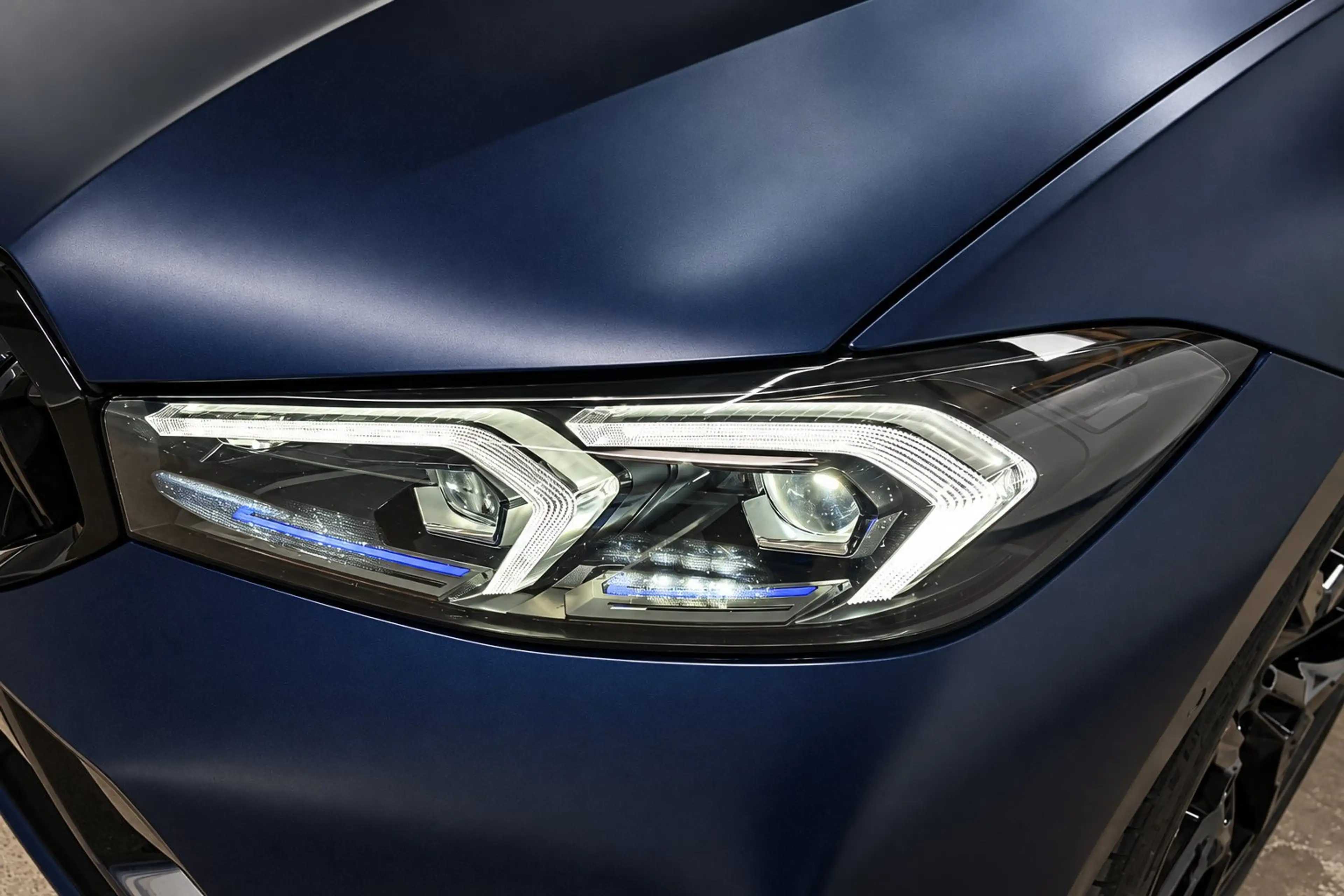 BMW 320 d xDrive M Sport PRO PANO/STNDHZNG/HUD/MMRY — photo 4