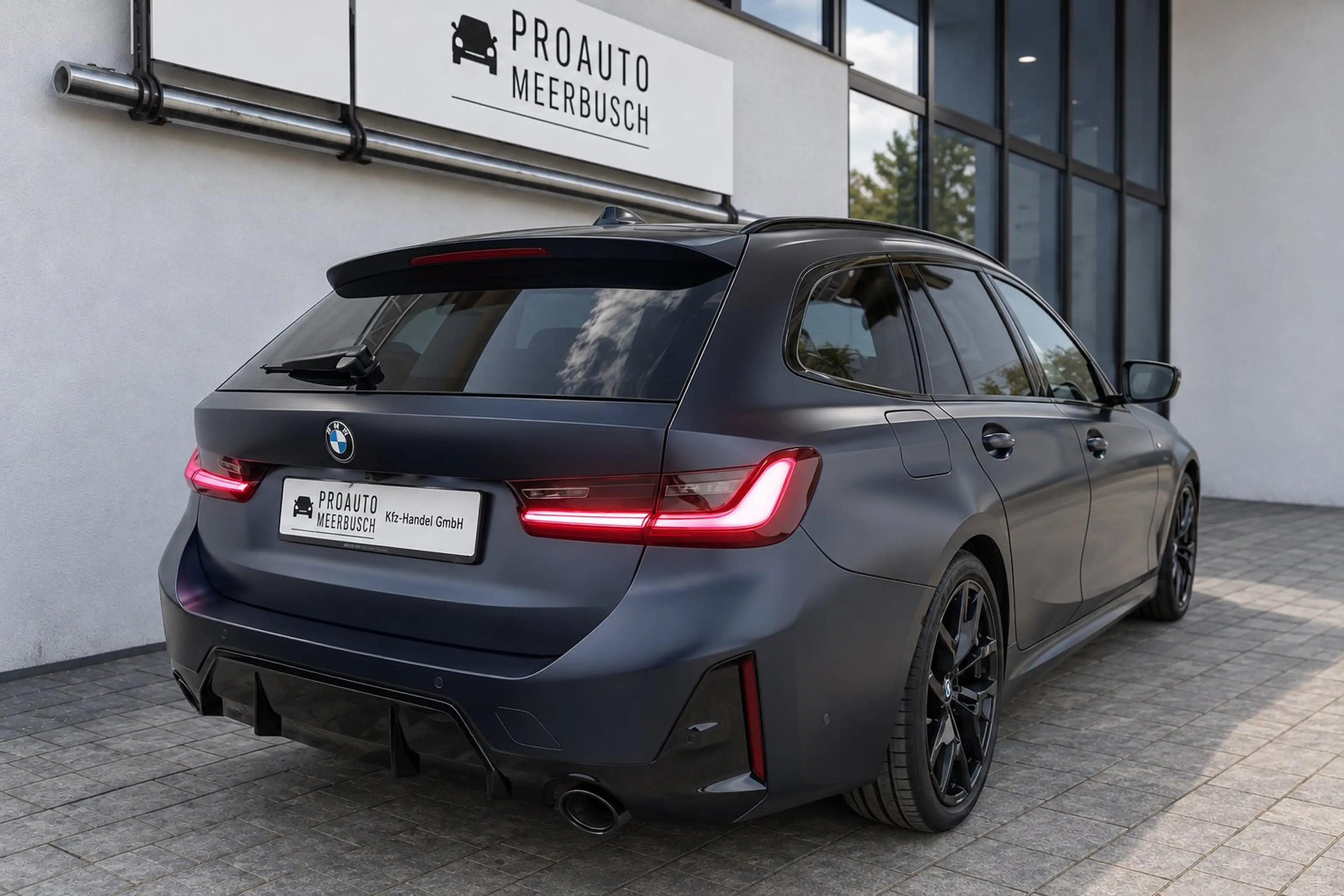 BMW 320 d xDrive M Sport PRO PANO/STNDHZNG/HUD/MMRY — photo 2