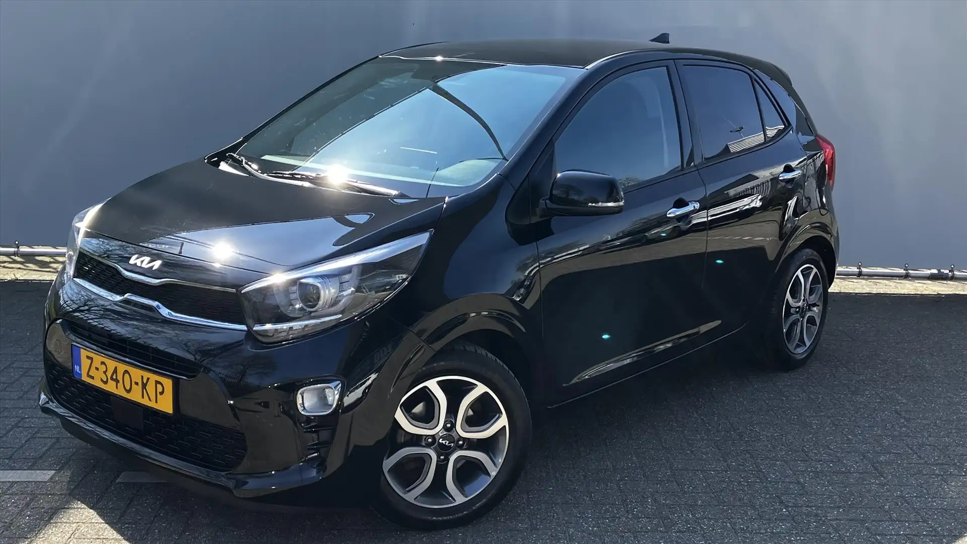 Kia Picanto 1.0 DPi 67pk 4-zits DynamicPlusLine Schwarz - 2