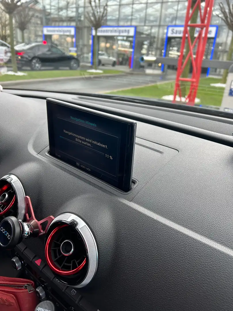 Audi A3 Limousine35 TFSI Blau - 2