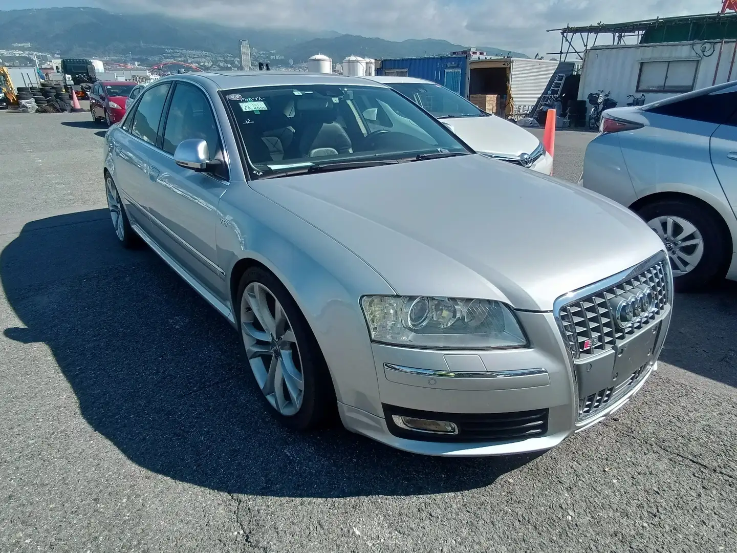 Audi S8 S8 5.2 FSI quattro / Scheckheft / 19% auswb. Silber - 1