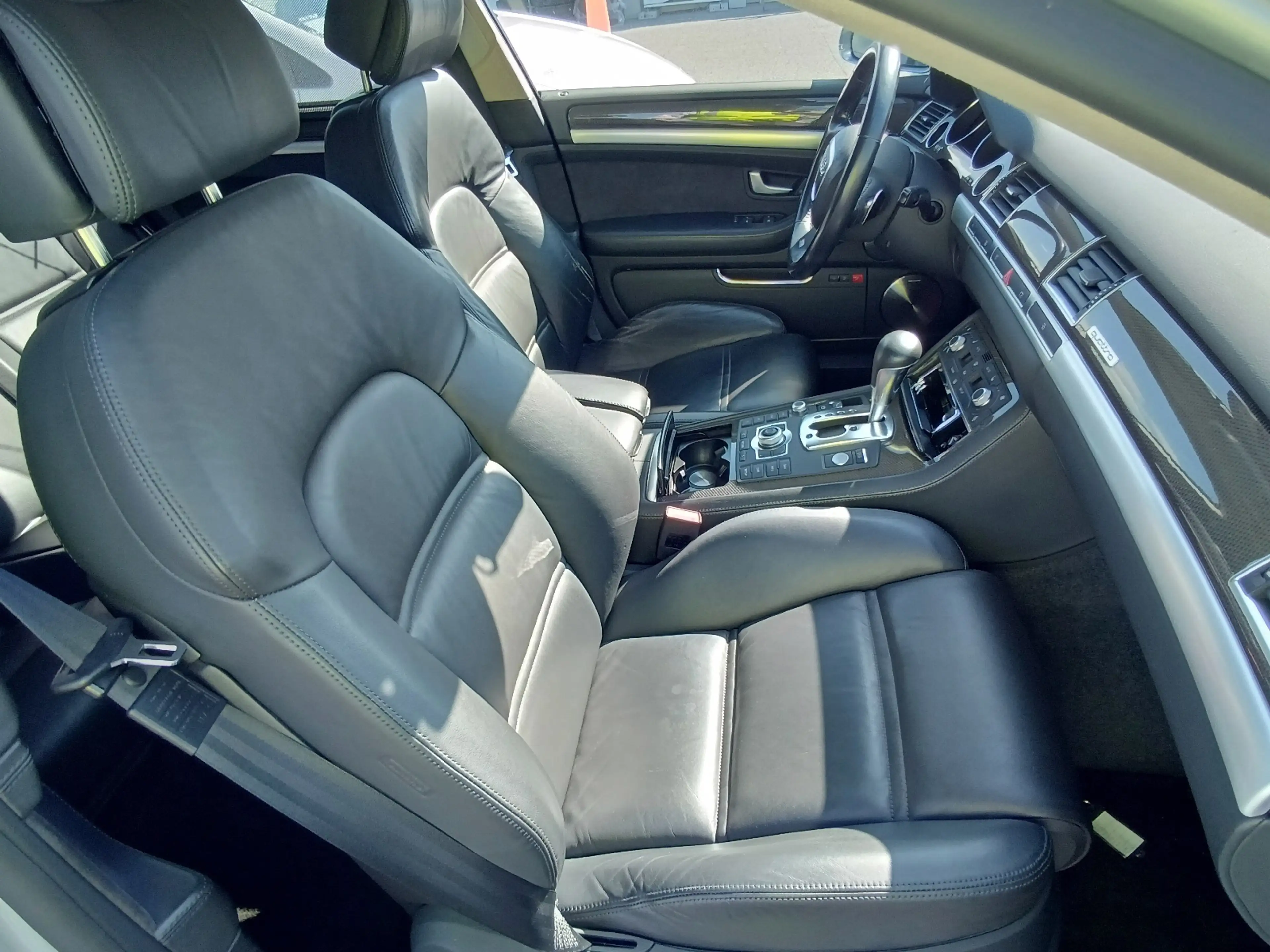 Audi S8 S8 5.2 FSI quattro — photo 6