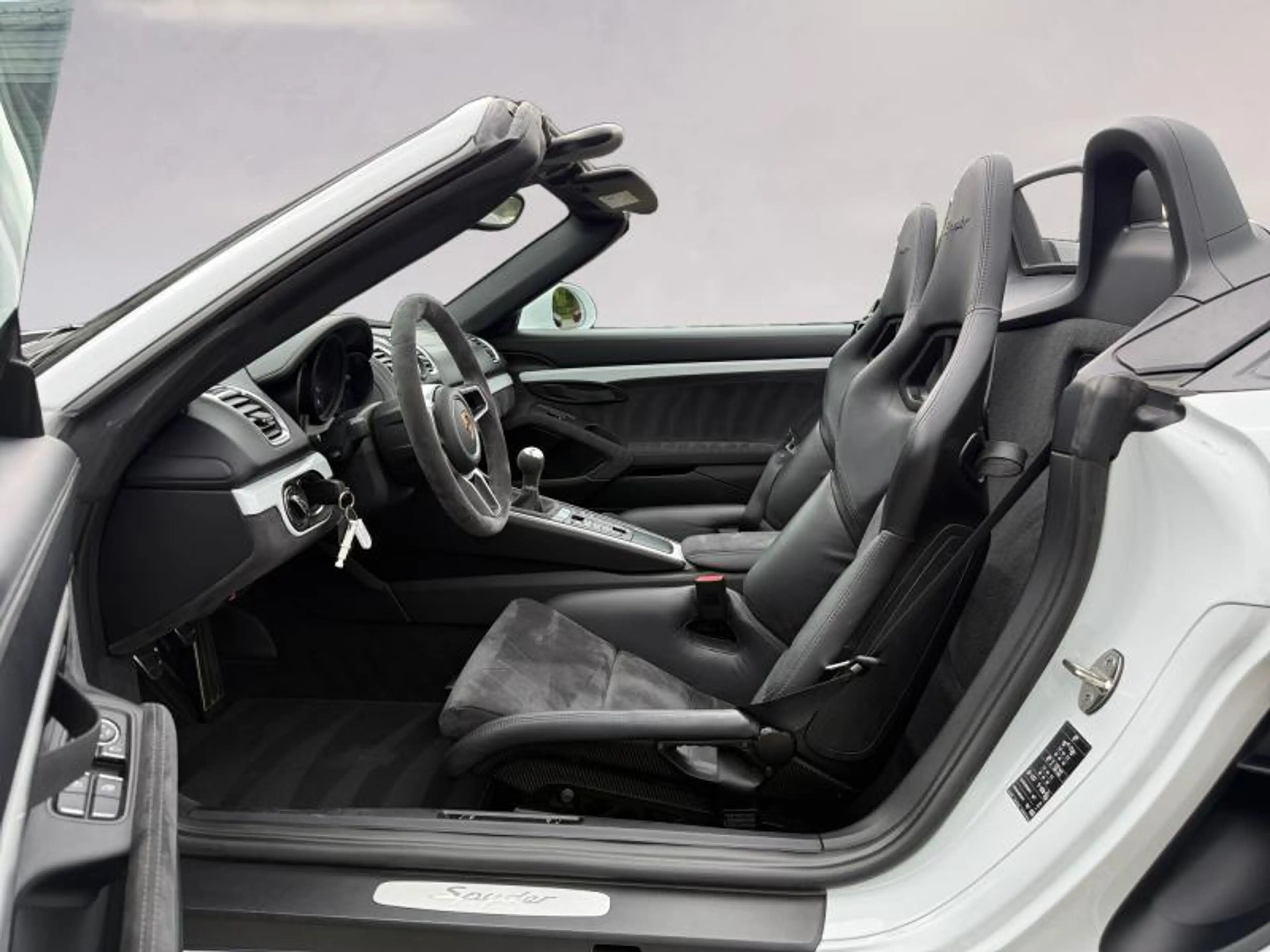 Porsche Boxster Boxster Spyder — photo 11