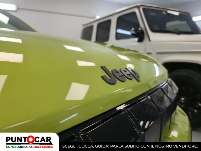 Jeep Avenger view 28