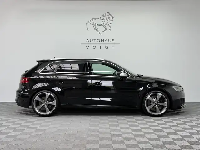 Audi RS3 view 2