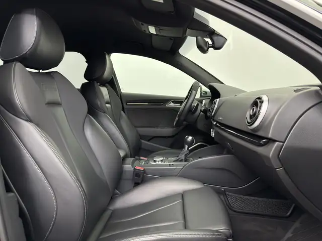 Audi RS3 view 14