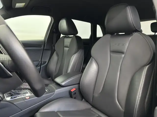 Audi RS3 view 7