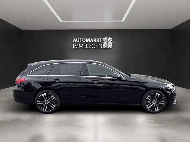 Mercedes-Benz C-Class view 11