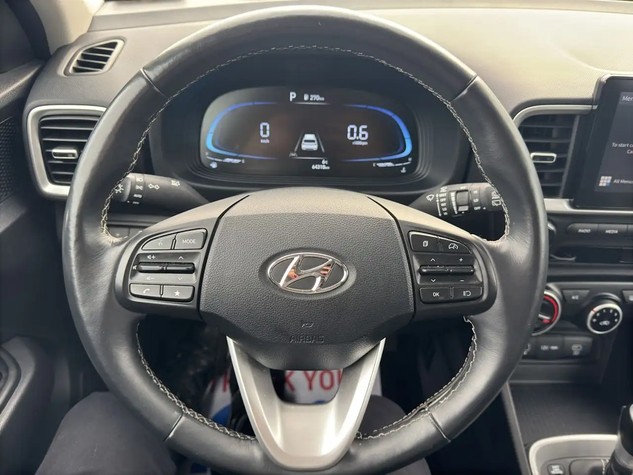 Hyundai Venue снимка Hyundai Venue
