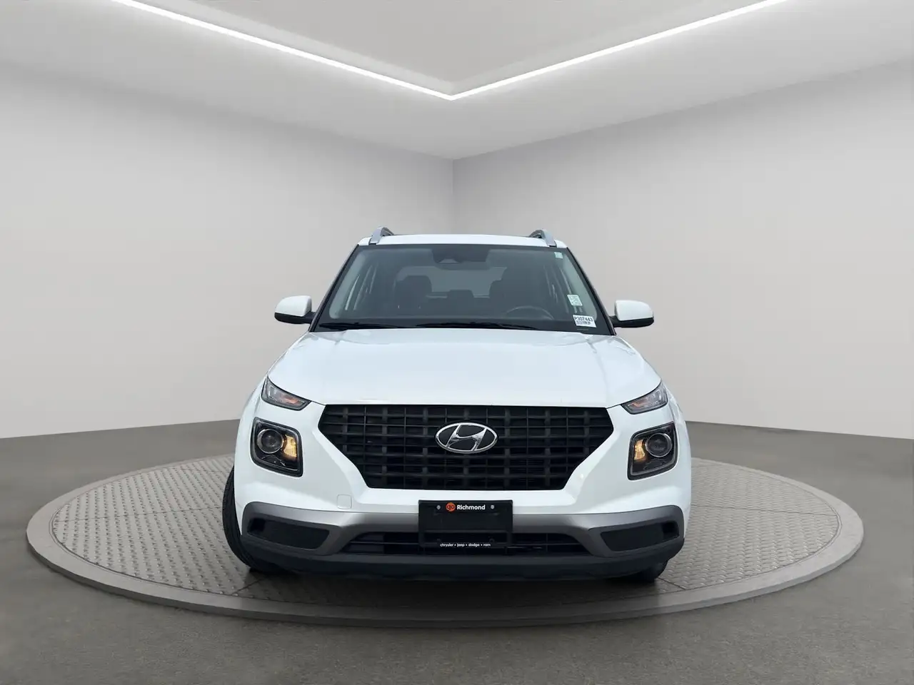 Hyundai Venue снимка Hyundai Venue