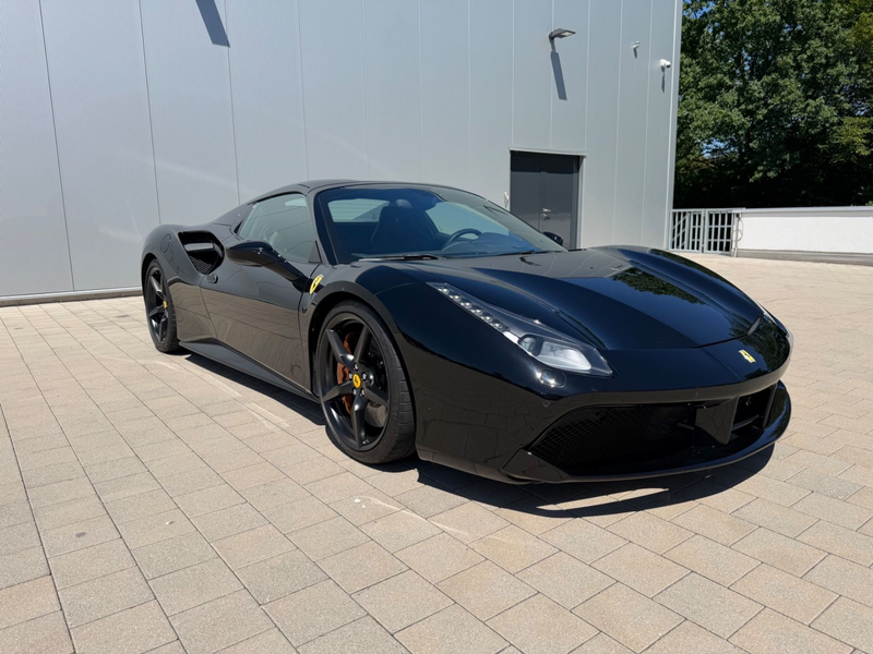 Ferrari 488 Racing Seats, Lift — photo 2