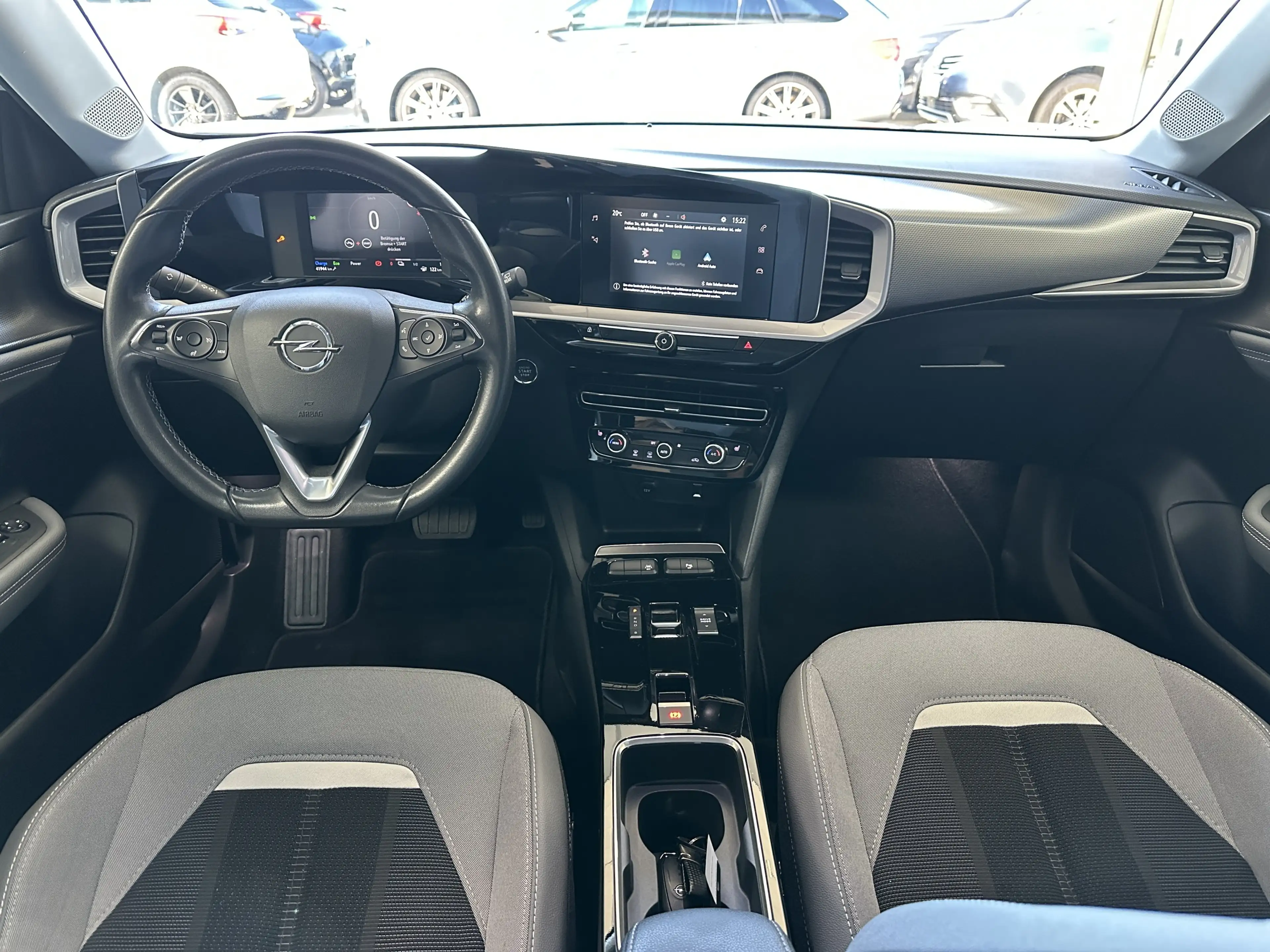 Opel Mokka e Elegance Wärmepumpe SHZ LED DAB Kamera — photo 8