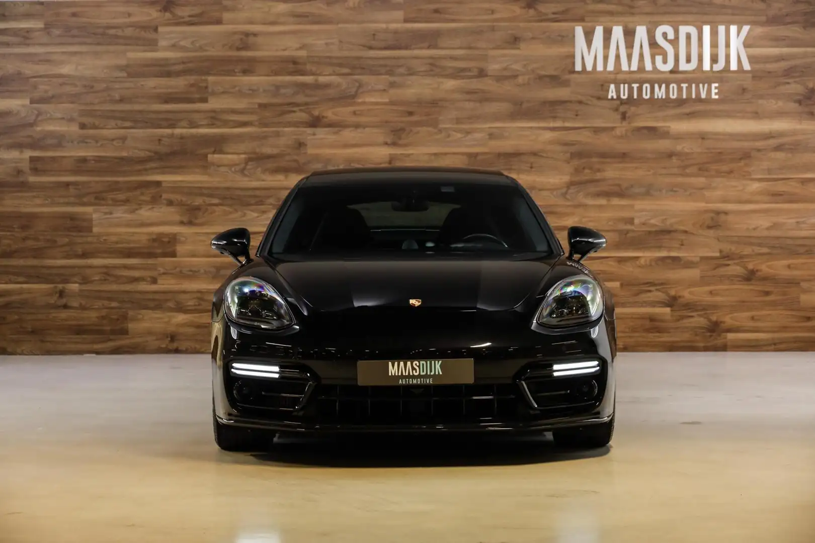 Porsche Panamera 4.0 Turbo S E-Hybrid|Keramisch|Pano| Fekete - 2