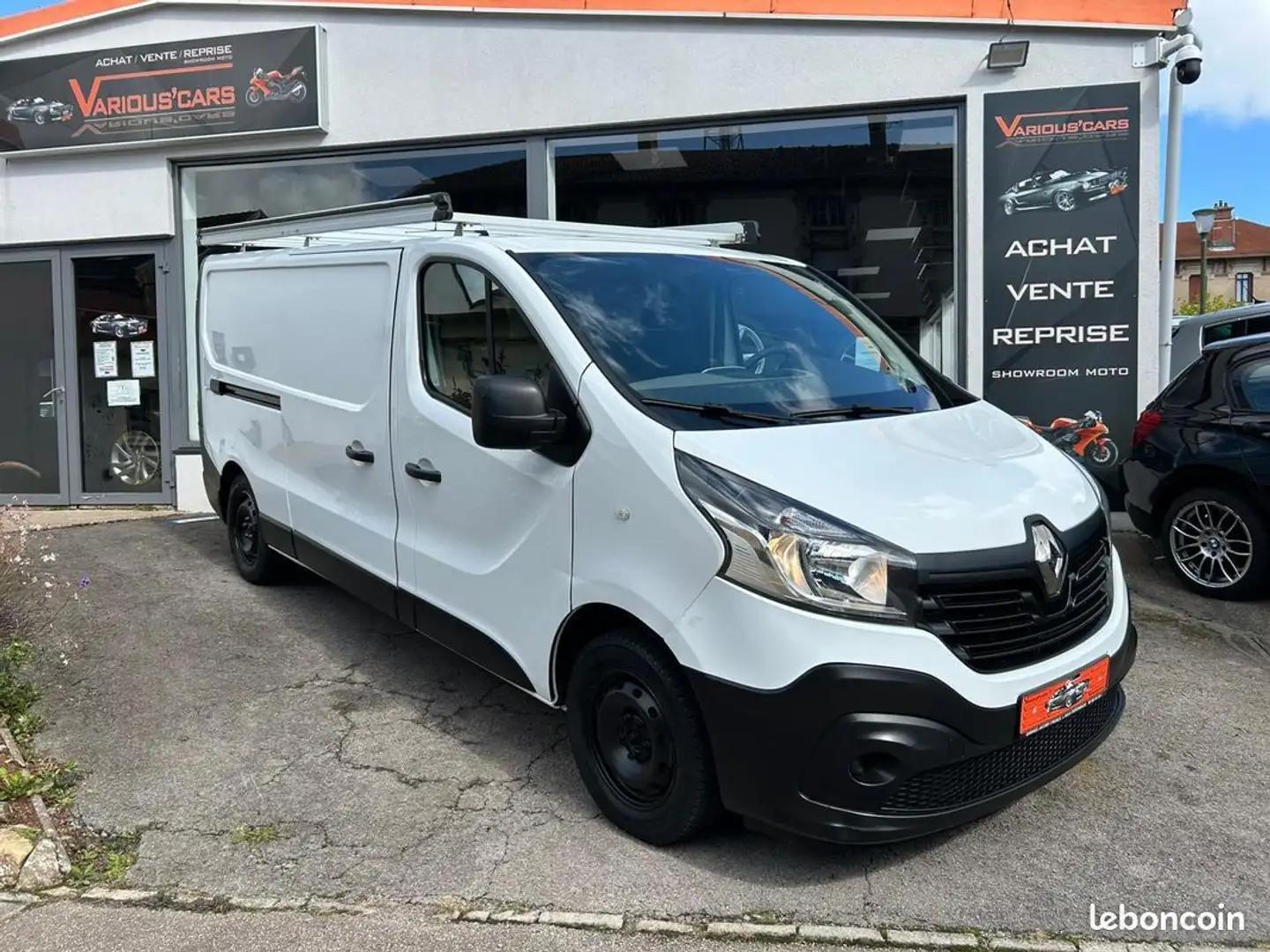 Renault Trafic Utilitaire L2-H1- 1.6 DCI 125 cv Garantie 12 mois TVA RECUPERABLE - 1