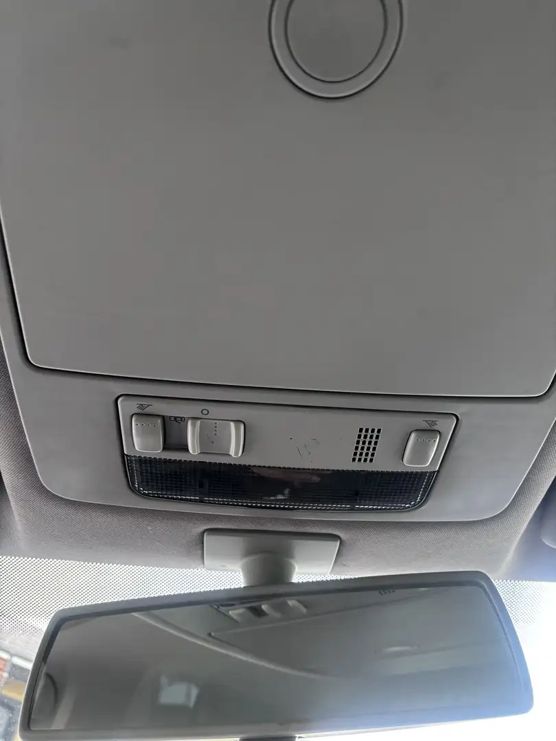 Volkswagen Touran 1.9 TDi Conceptline Bleu - 1