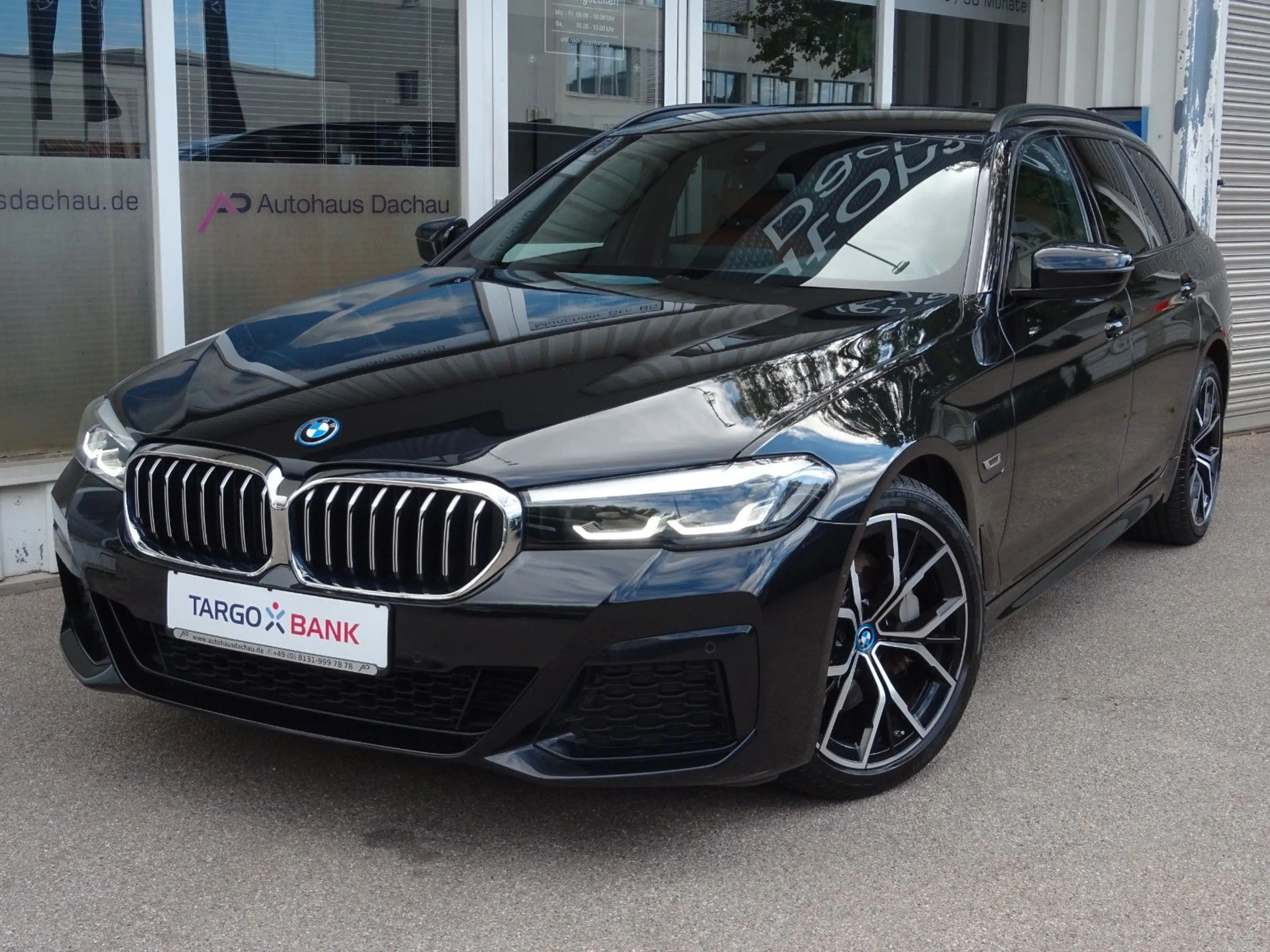 BMW 530 e Touring SAG M-Sport Navi LED Ambiente19"Alu — photo 3