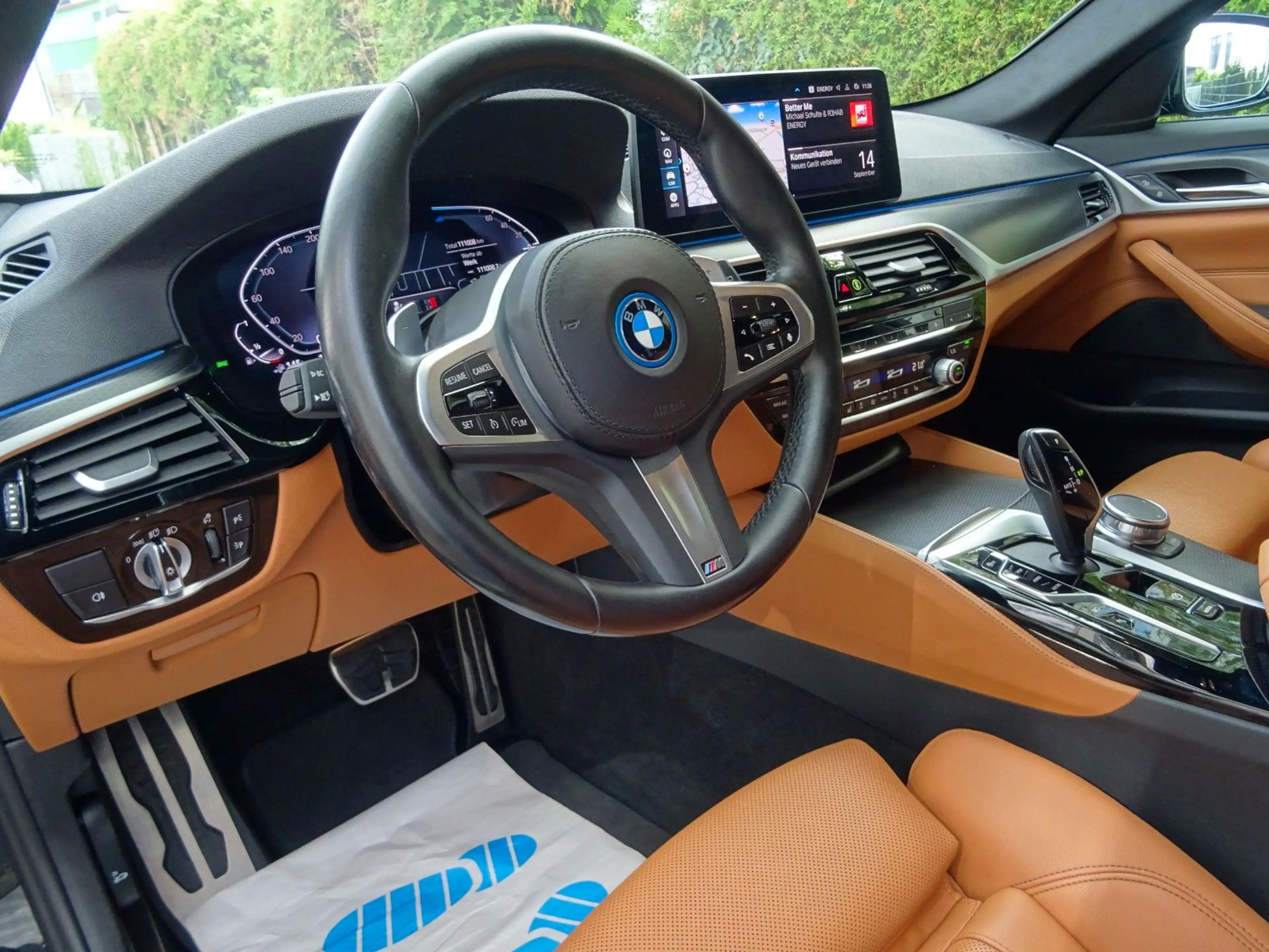 BMW 530 e Touring SAG M-Sport Navi LED Ambiente19"Alu — photo 8