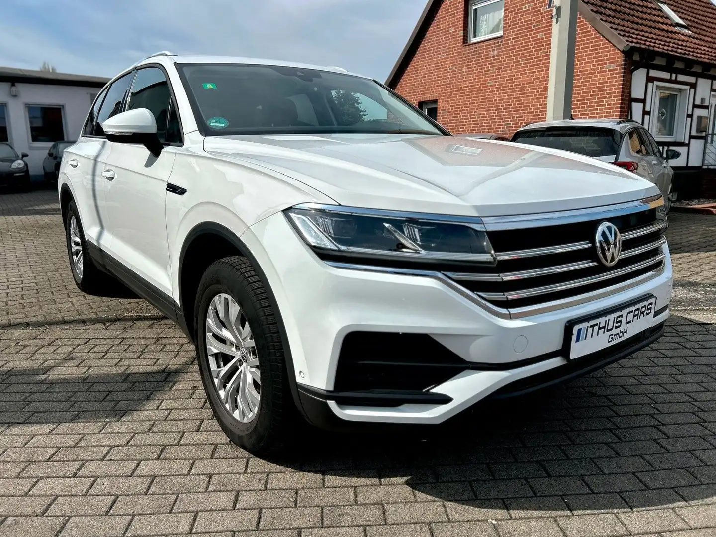 Volkswagen Touareg Basis 4Motion Weiß - 1