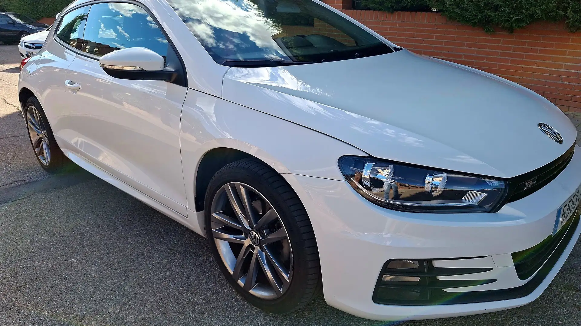 Volkswagen Scirocco 1.4 TSI BMT R-Line - 1