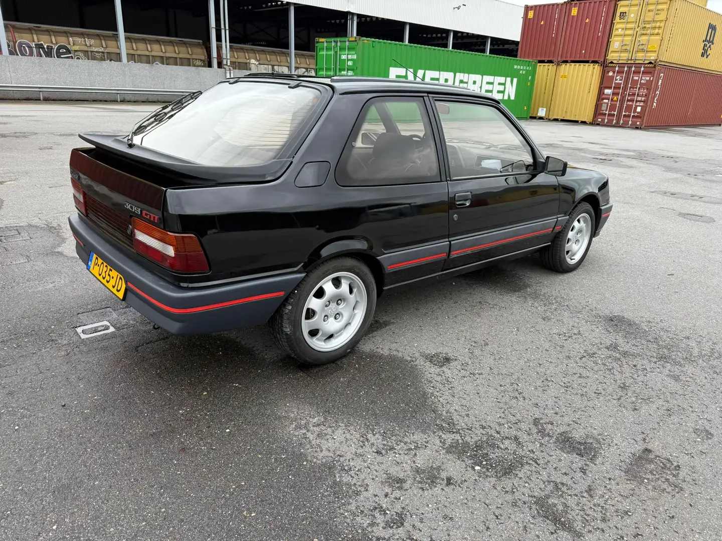 Peugeot 309 GTI Černá - 2