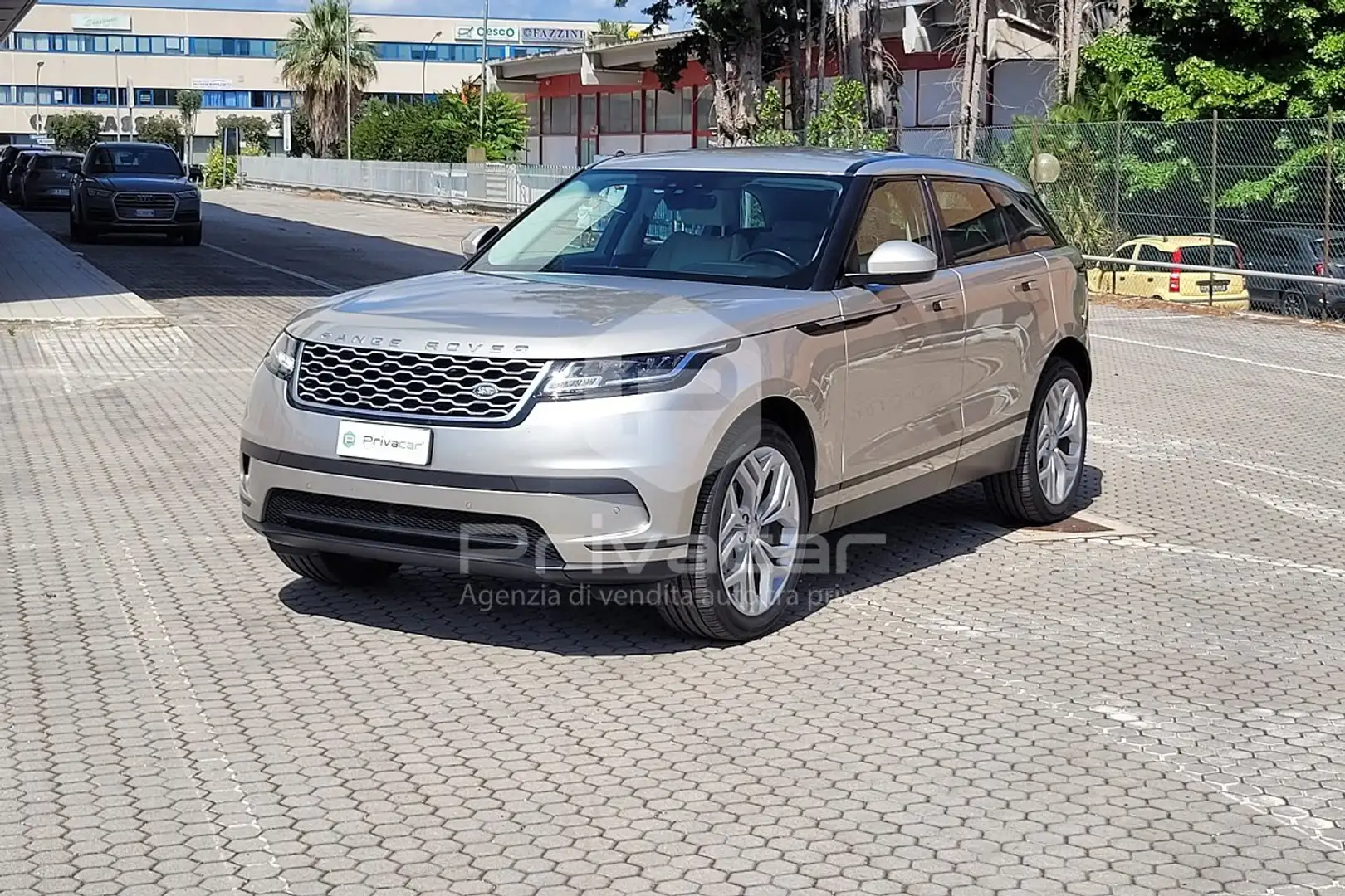 Land Rover Range Rover Velar Range Rover Velar 2.0D I4 240 CV Argent - 1