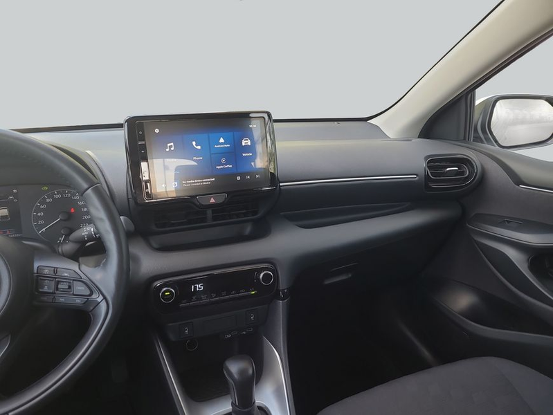 Toyota Yaris Hybrid 1.5 VVT-i Business Edition — photo 14