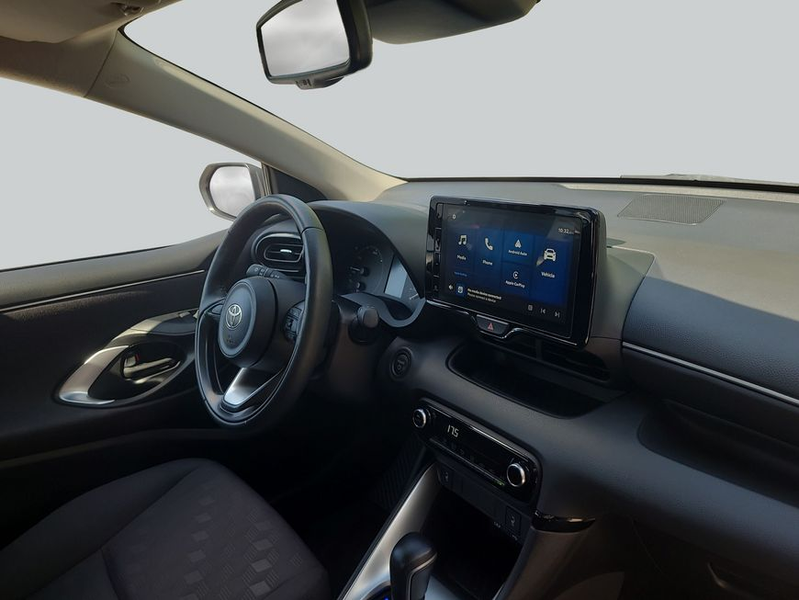 Toyota Yaris Hybrid 1.5 VVT-i Business Edition — photo 15