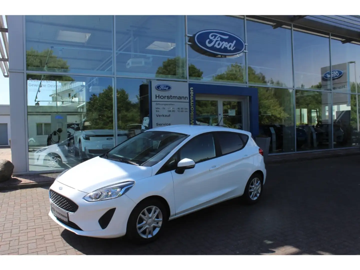 Ford Fiesta COOL & CONNECT 5-TÜRIG, KLIMA, BEH. WSS & SITZE, Blanco - 1